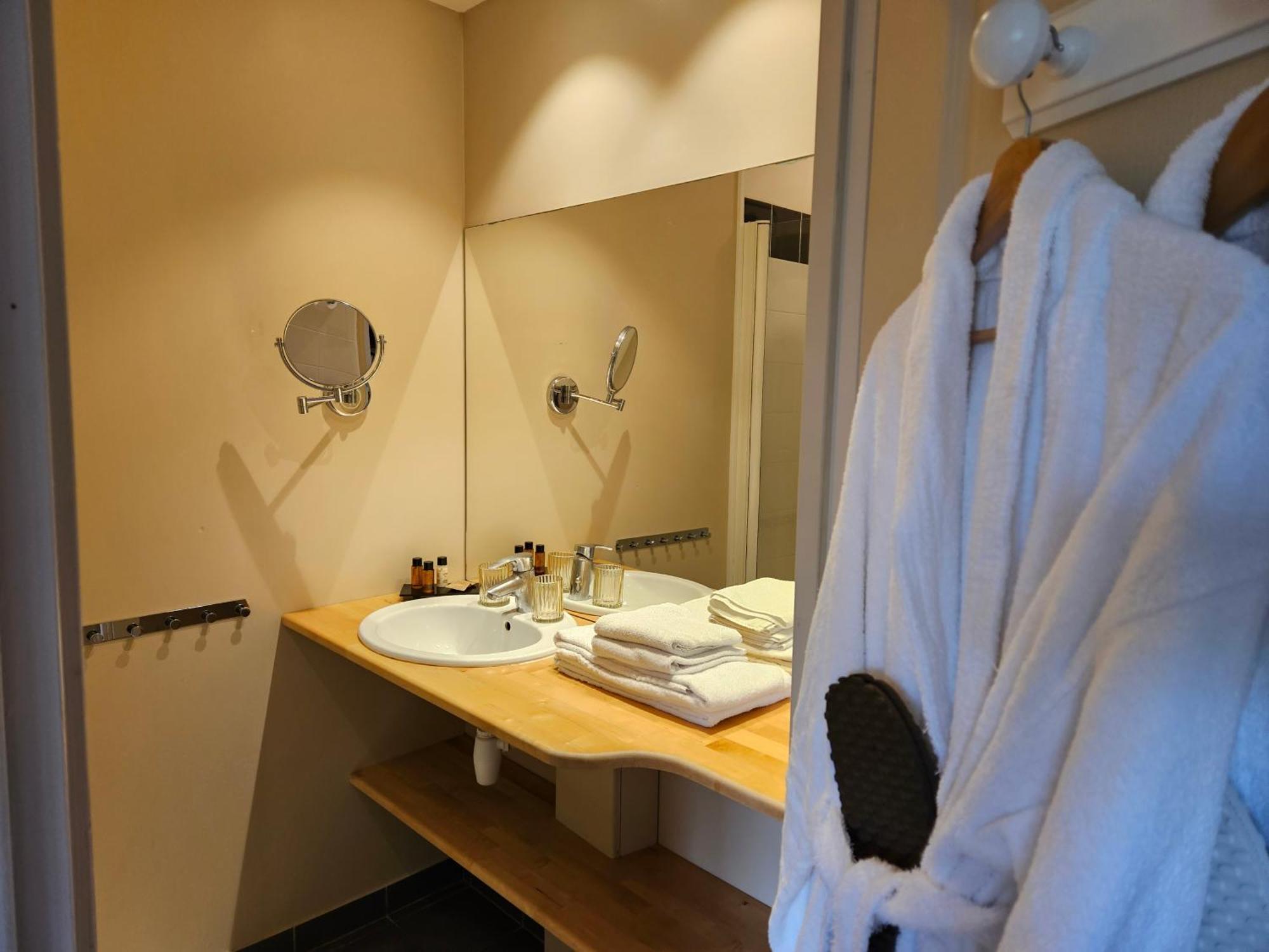 La Fraichette-Hotel & Spa La Rivière-Saint-Sauveur Eksteriør bilde